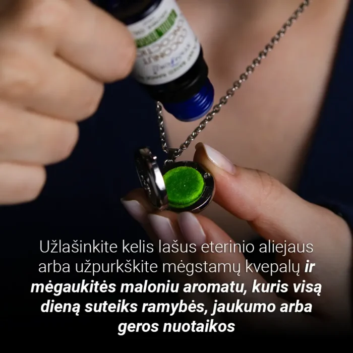 eterinio-aliejaus-lasinimas Aromaterapinis pakabukas – Rožė - Image 3